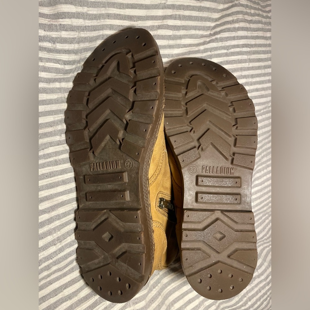 Palladium Women’s ' Tan Boots EU 37 - Picture 3 of 5